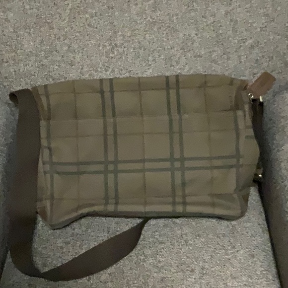 Coach brand, new canvas and leather bag, messenger style - Picture 2 of 3